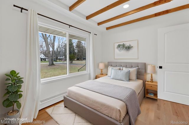 22525 Riverdale Drive, Southfield, MI 48033