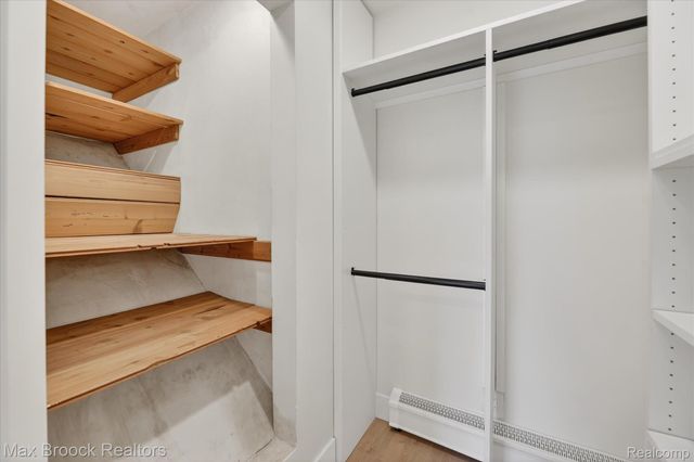 22525 Riverdale Drive, Southfield, MI 48033