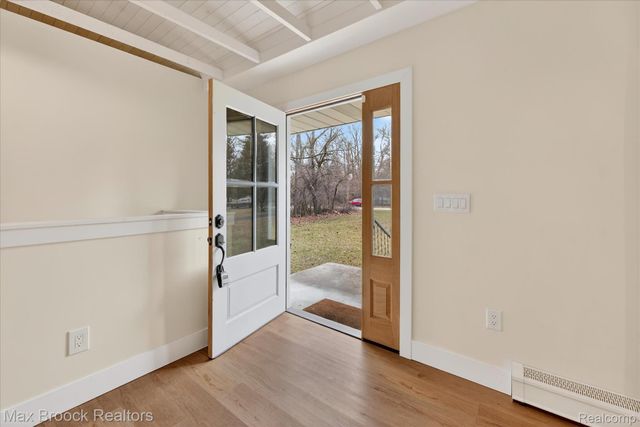 22525 Riverdale Drive, Southfield, MI 48033