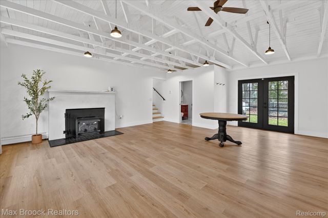 22525 Riverdale Drive, Southfield, MI 48033