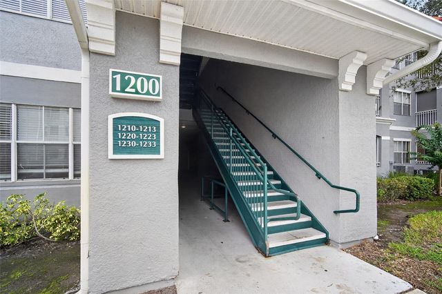18001 RICHMOND PLACE DRIVE 1223, Tampa, FL 33647