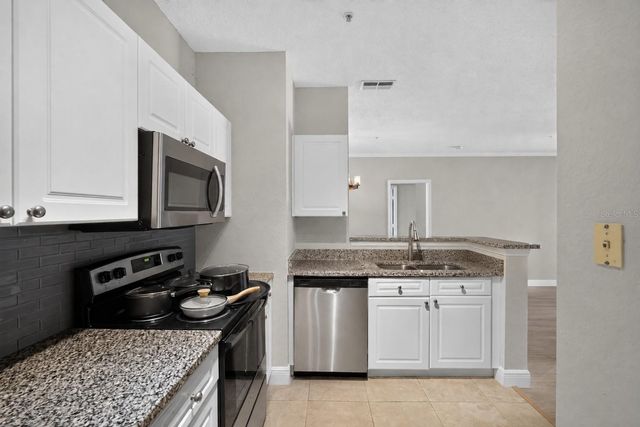 18001 RICHMOND PLACE DRIVE 1223, Tampa, FL 33647