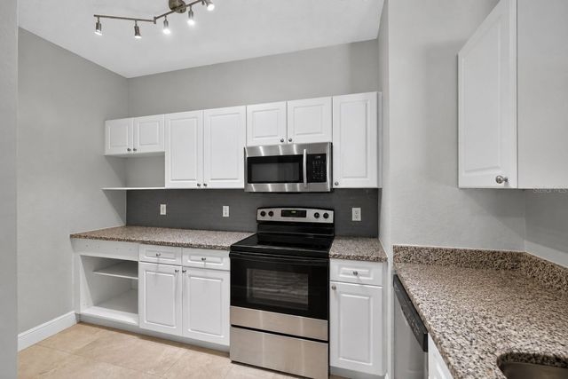 18001 RICHMOND PLACE DRIVE 1223, Tampa, FL 33647