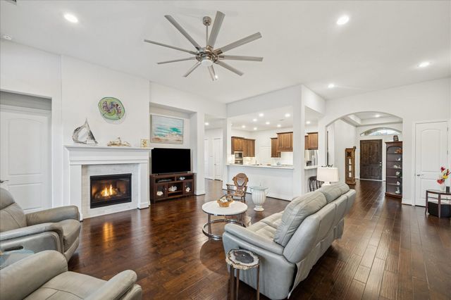 5014 Creekbend Drive, Fulshear, TX 77441