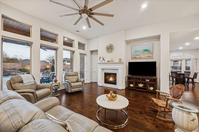 5014 Creekbend Drive, Fulshear, TX 77441