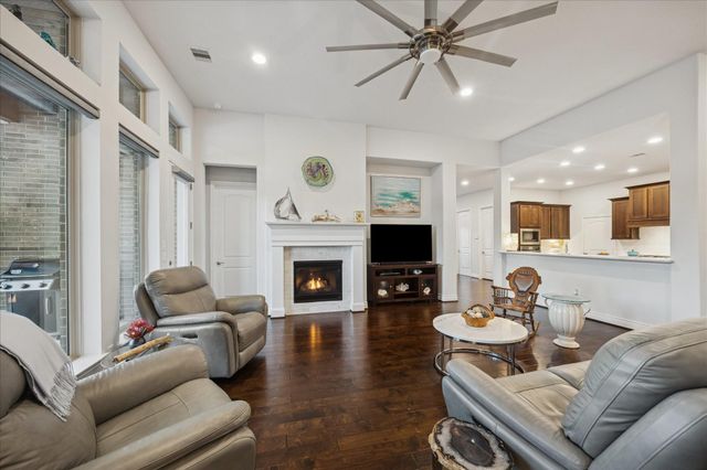 5014 Creekbend Drive, Fulshear, TX 77441