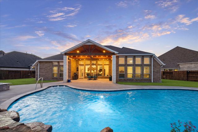 5014 Creekbend Drive, Fulshear, TX 77441