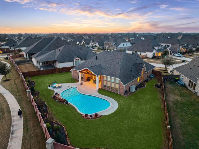 5014 Creekbend Drive, Fulshear, TX 77441