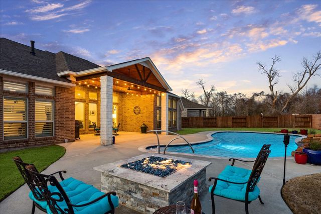 5014 Creekbend Drive, Fulshear, TX 77441