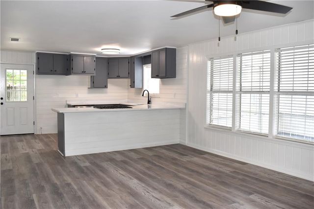 6208 Anthony Drive W, Theodore, AL 36582