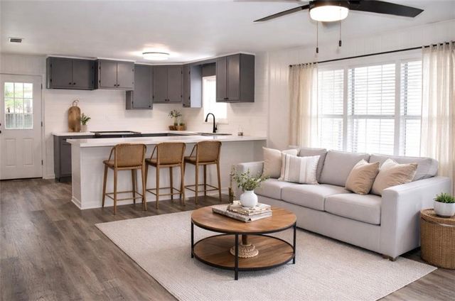 6208 Anthony Drive W, Theodore, AL 36582