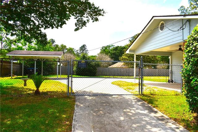 6208 Anthony Drive W, Theodore, AL 36582