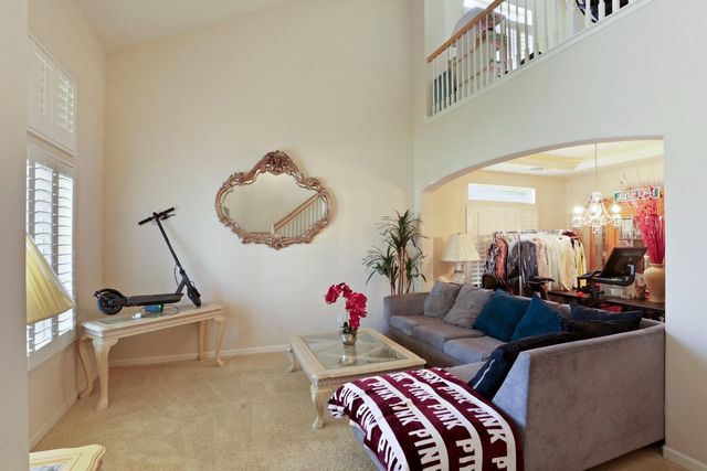 6502 Crestview Cir, Stockton, CA 95219
