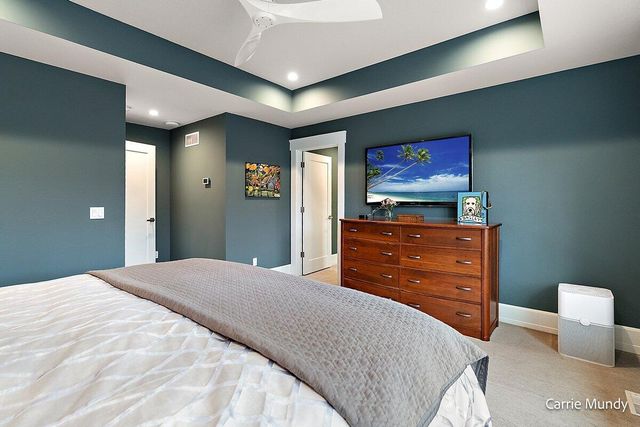 2725 Beechwood Drive SE, Grand Rapids, MI 49506