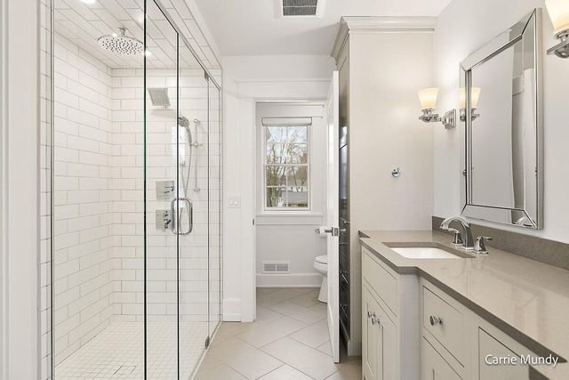 2725 Beechwood Drive SE, Grand Rapids, MI 49506