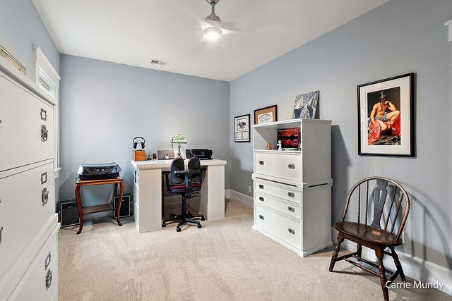 2725 Beechwood Drive SE, Grand Rapids, MI 49506