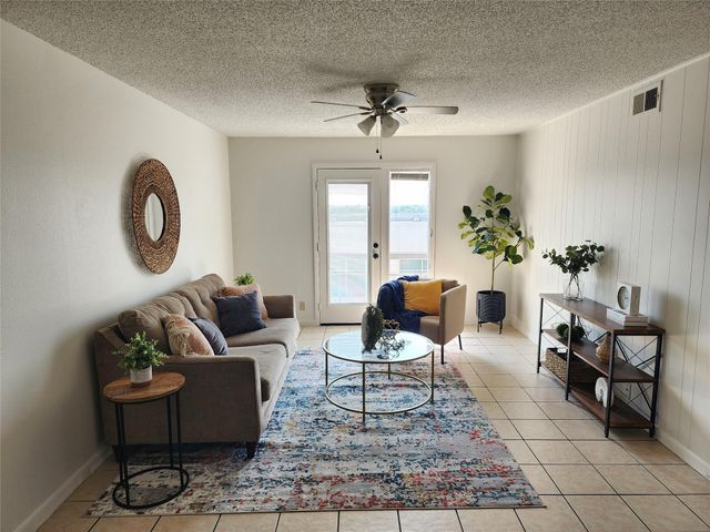 6501 E Hill DR 121, Austin, TX 78731