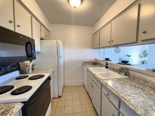 6501 E Hill DR 121, Austin, TX 78731