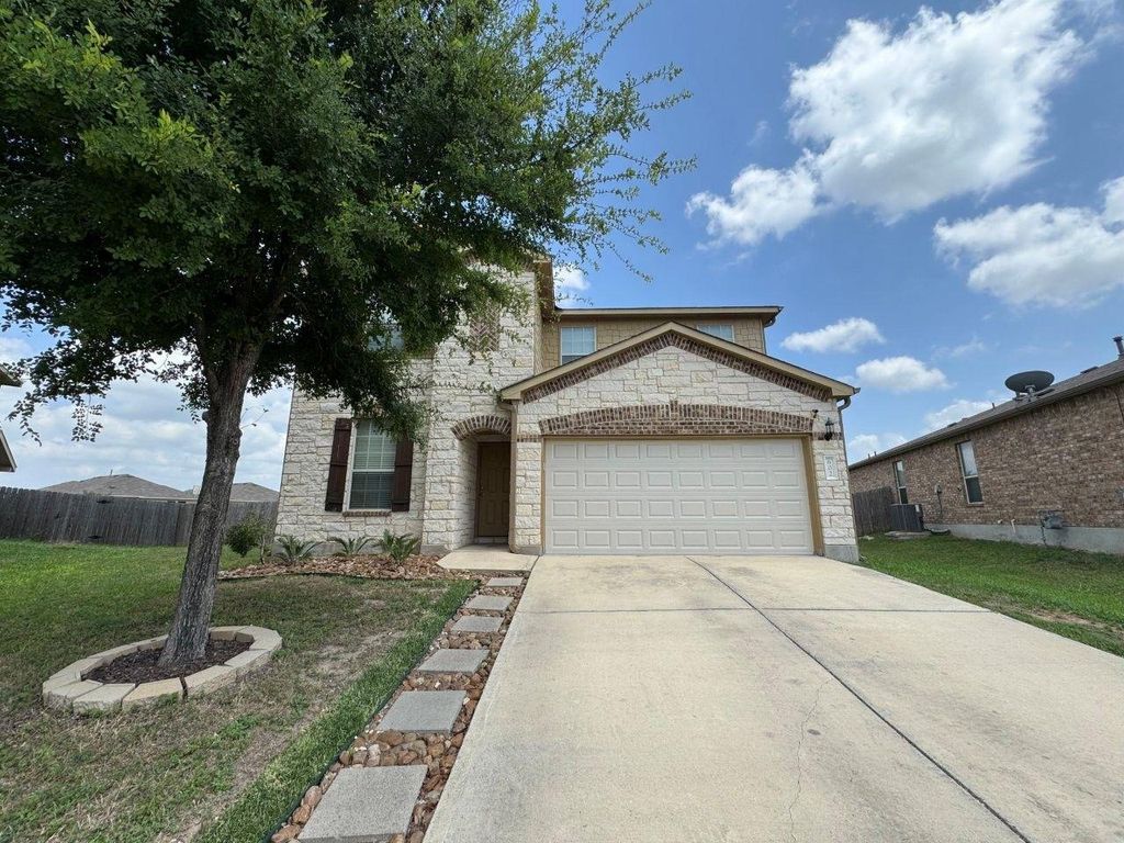 602 Moonwalker TRL, Buda, TX 78610