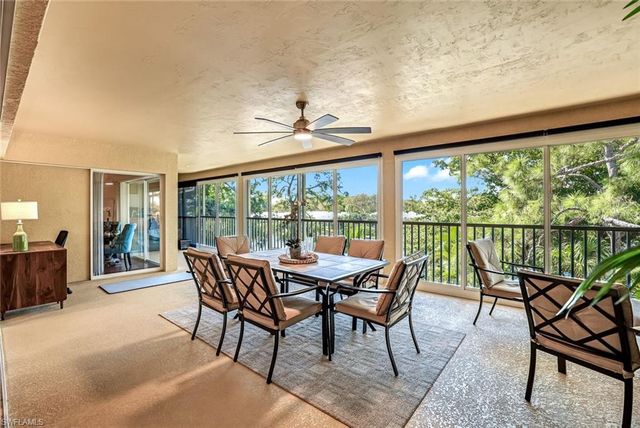 760 Waterford DR 303, Naples, FL 34113