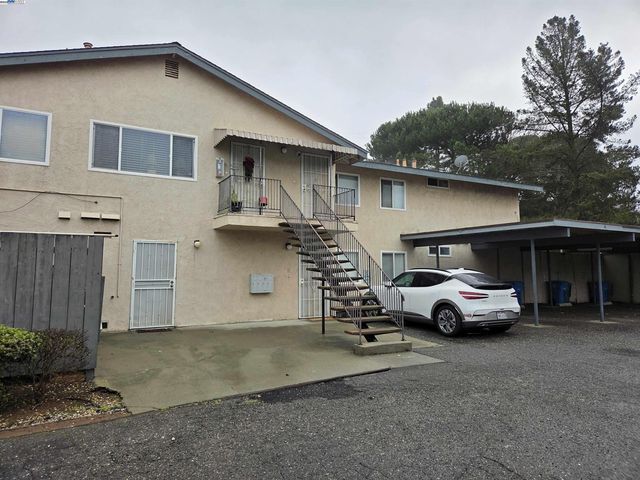 709 Pope Dr, Vallejo, CA 94591