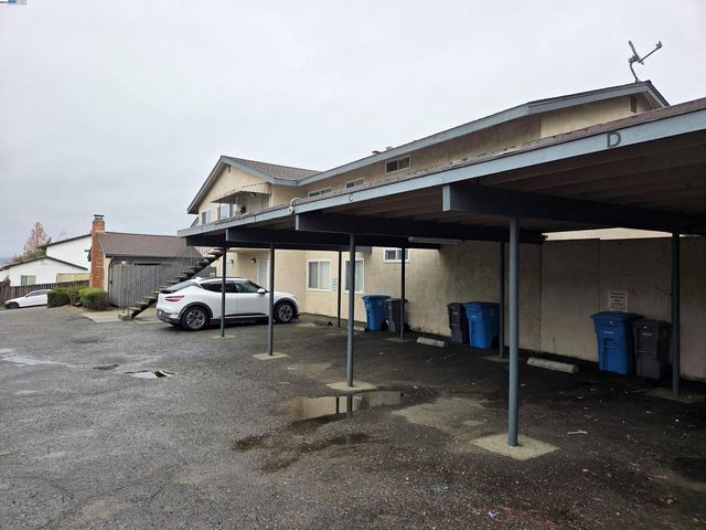 709 Pope Dr, Vallejo, CA 94591