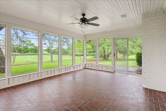 153 Eagle Canyon Drive, China Spring, TX 76633