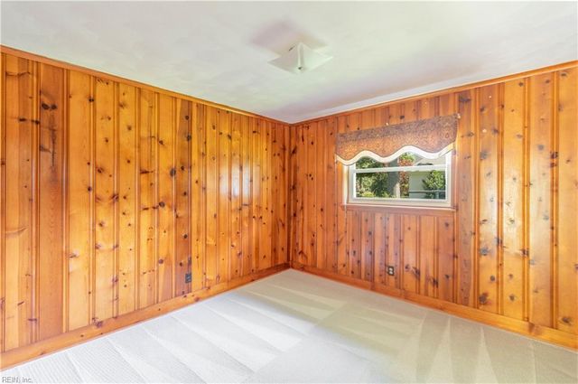 800 Pinecrest RD, Virginia Beach, VA 23464