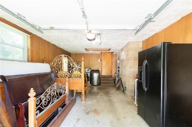 800 Pinecrest RD, Virginia Beach, VA 23464
