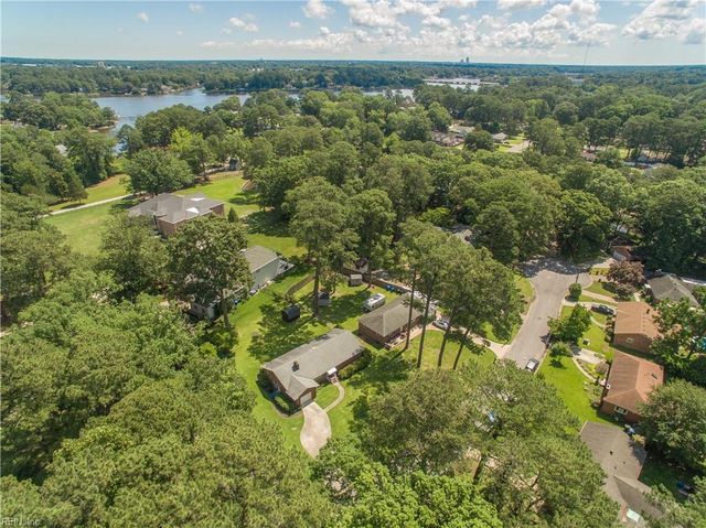 800 Pinecrest RD, Virginia Beach, VA 23464