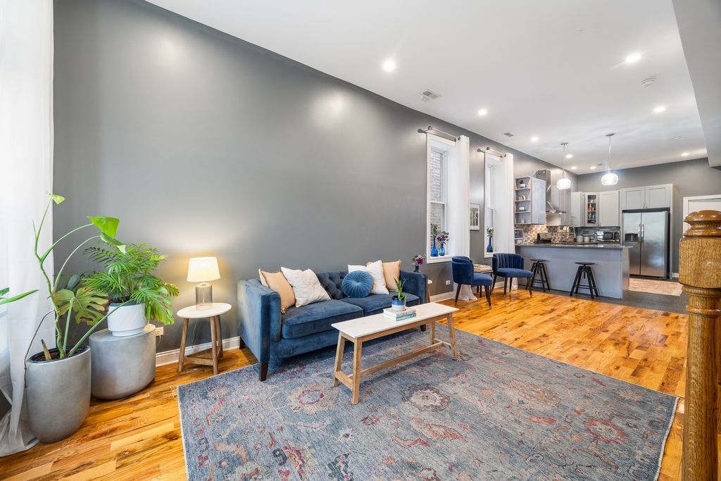 2126 S Trumbull Avenue, Chicago, IL 60623 — photo 4