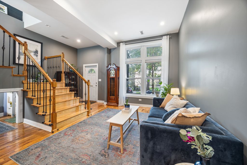 2126 S Trumbull Avenue, Chicago, IL 60623 — photo 5