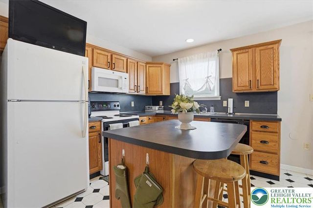 247 West Fairview Street, Bethlehem City, PA 18018