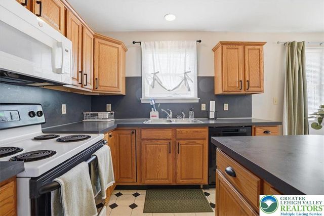 247 West Fairview Street, Bethlehem City, PA 18018