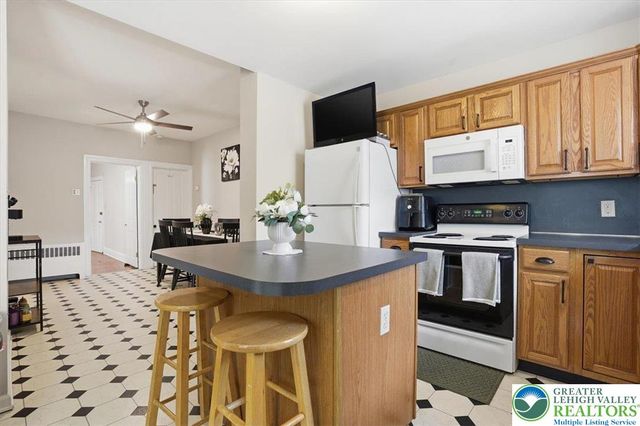 247 West Fairview Street, Bethlehem City, PA 18018