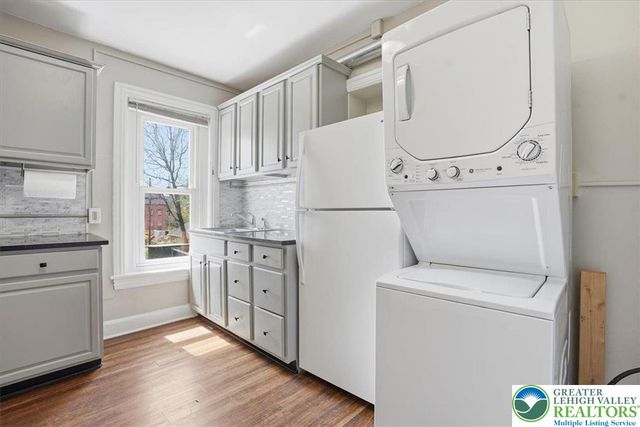 247 West Fairview Street, Bethlehem City, PA 18018