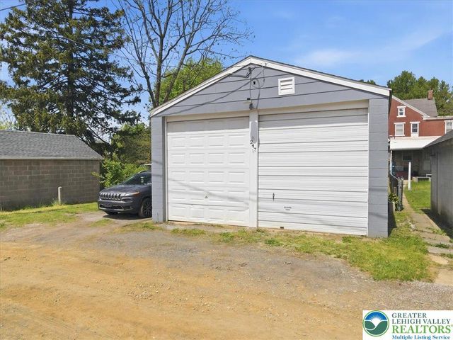 247 West Fairview Street, Bethlehem City, PA 18018