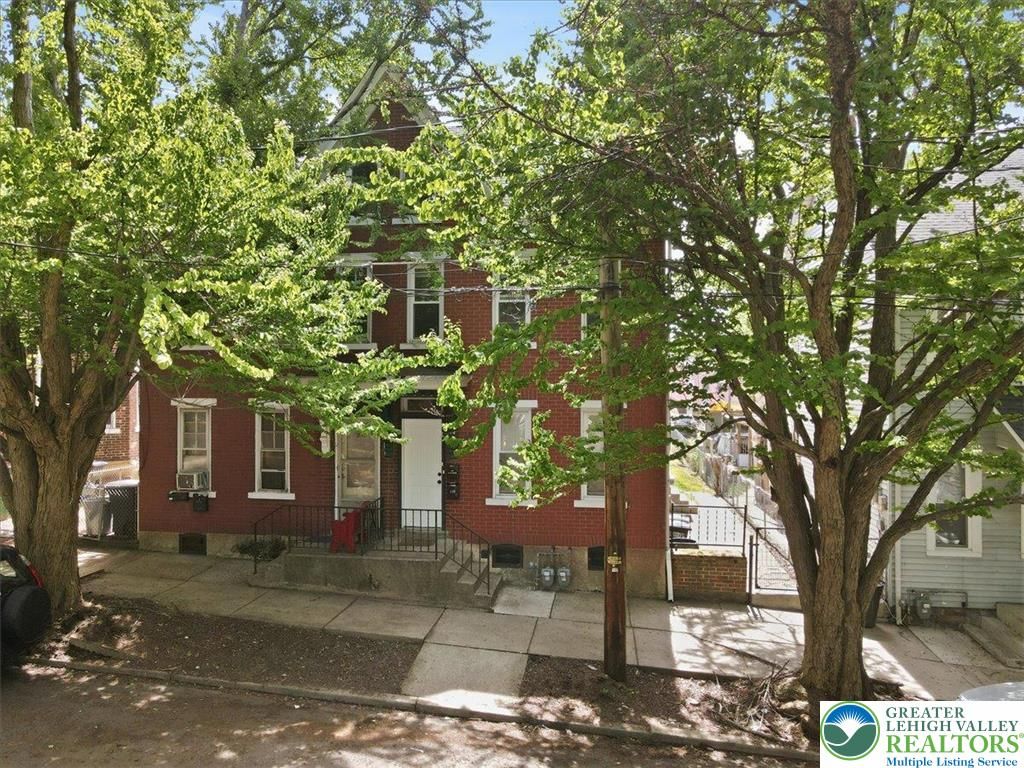 247 West Fairview Street, Bethlehem City, PA 18018