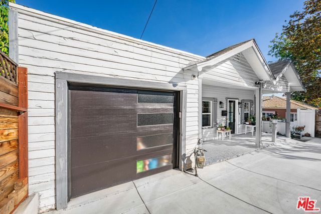 816 Terrace 49, Los Angeles, CA 90042