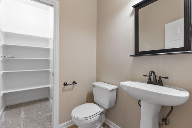 2227 Buena Vista LN, Round Rock, TX 78665