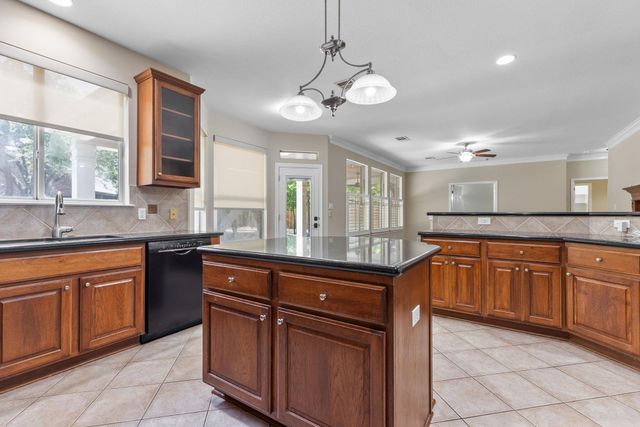 2227 Buena Vista LN, Round Rock, TX 78665