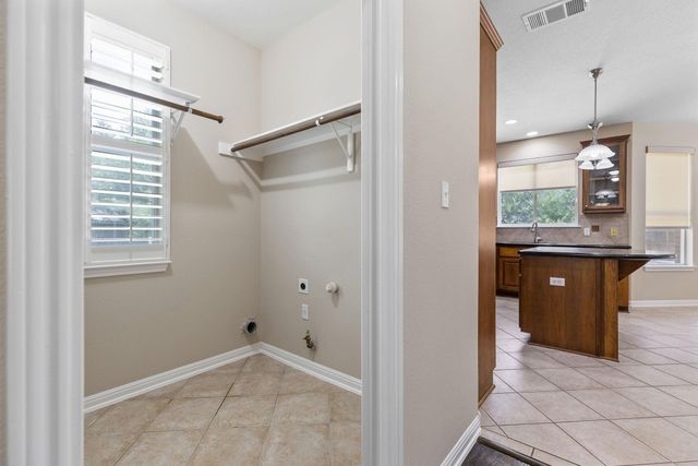2227 Buena Vista LN, Round Rock, TX 78665