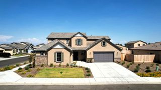 2698 N Arroyo Avenue, Fresno, CA 93727