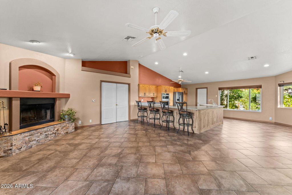 90 W TURTLEBACK Lane, Wickenburg, AZ 85390 — photo 4
