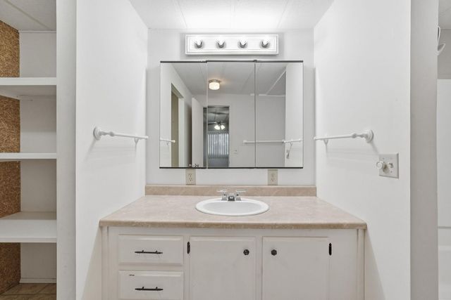 2431 N Higley Road, Mesa, AZ 85215