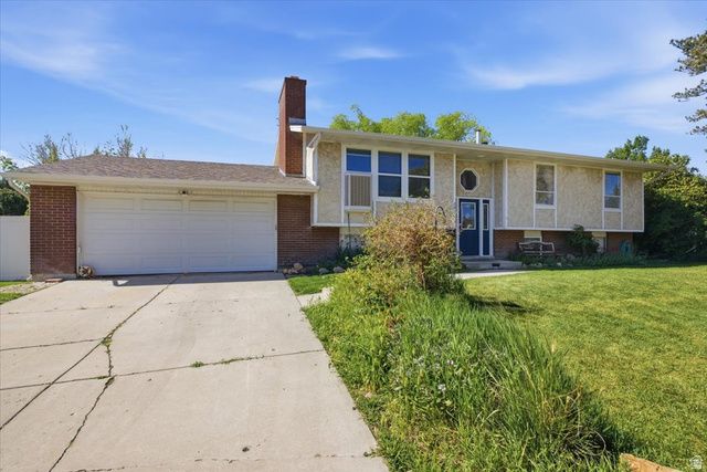 2811 W LASTRADA WAY, Riverton, UT 84065