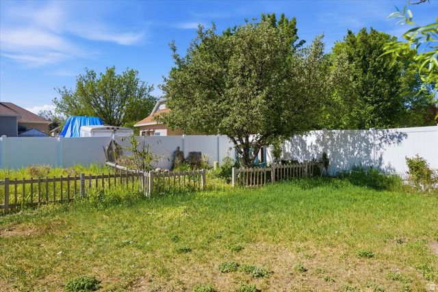 2811 W LASTRADA WAY, Riverton, UT 84065