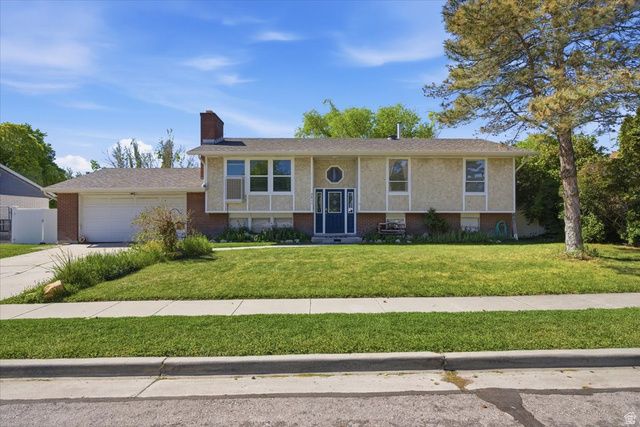 2811 W LASTRADA WAY, Riverton, UT 84065