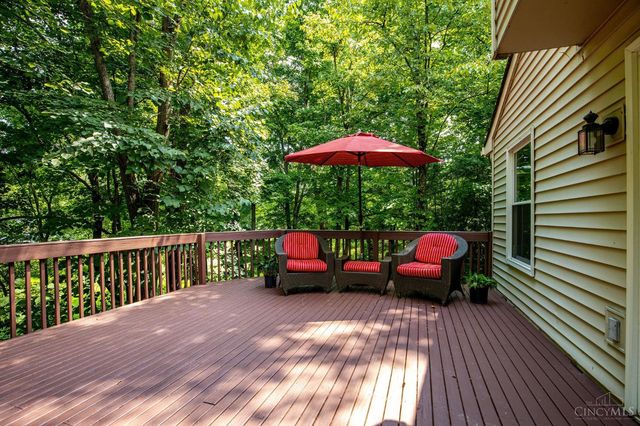 2352 Neeb Road, Green Twp, OH 45233