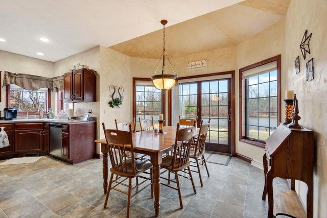 3025 WHITE BIRCH STREET, Kaukauna, WI 54130
